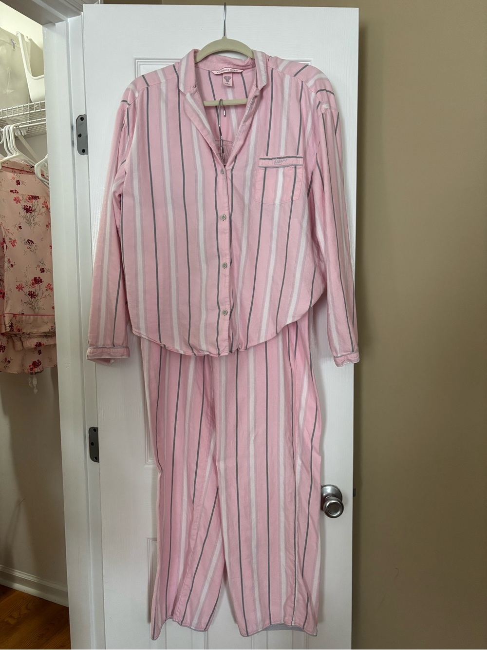 Victoria’s Secret Pink Striped Pajama Set - great condition, M